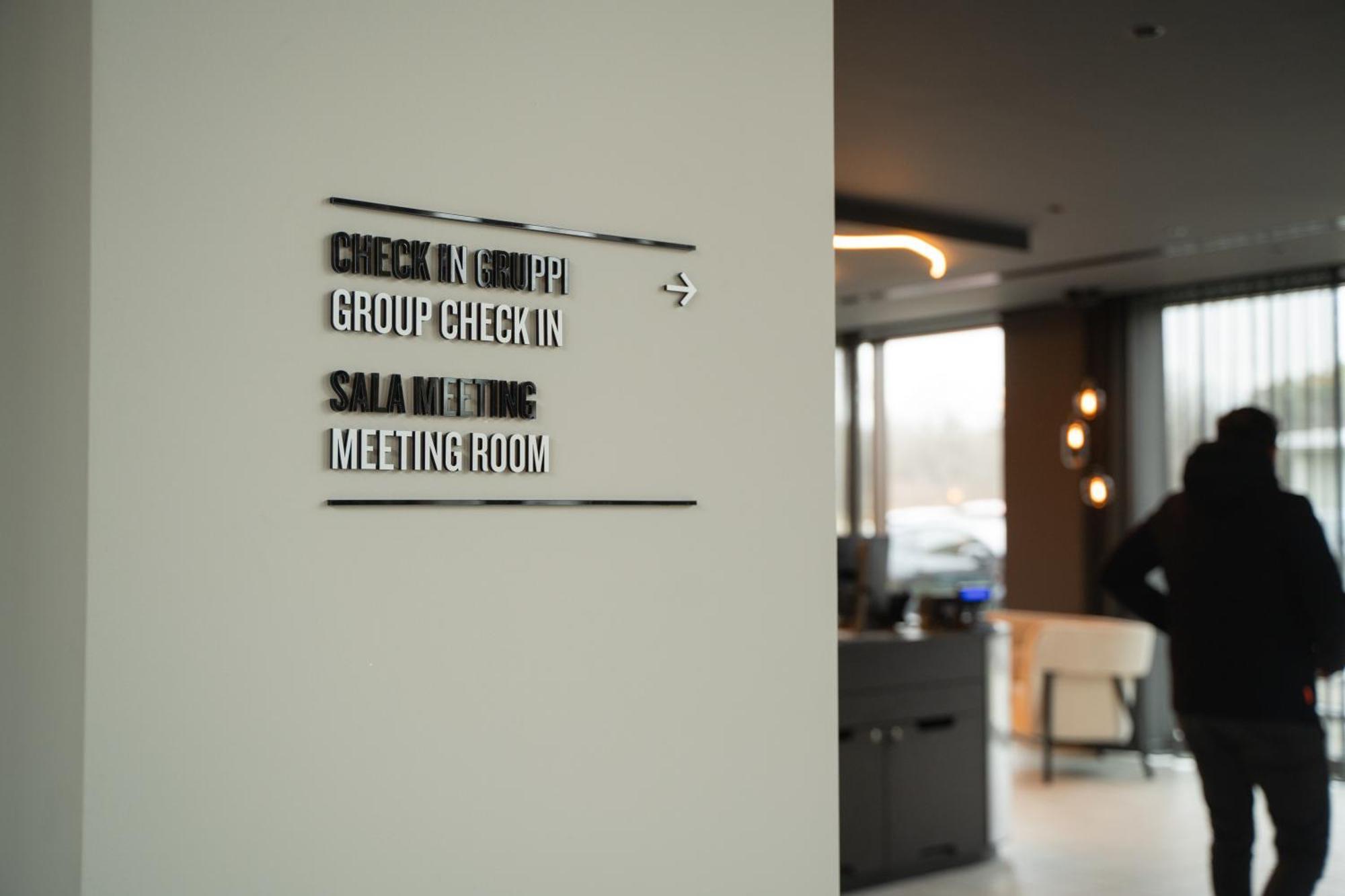 Tribe Milano Malpensa Hotell Vizzola Ticino Eksteriør bilde