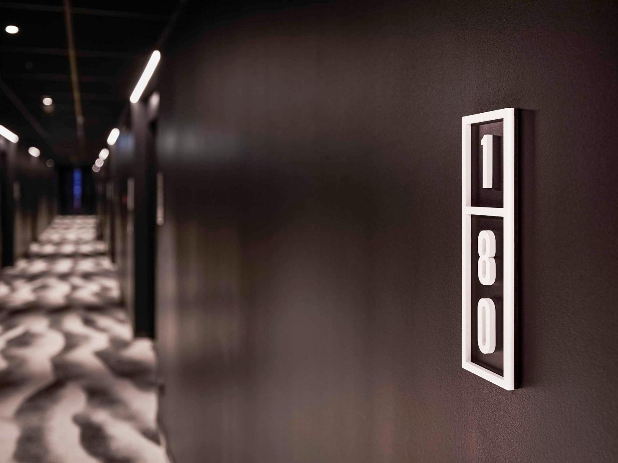 Tribe Milano Malpensa Hotell Vizzola Ticino Eksteriør bilde
