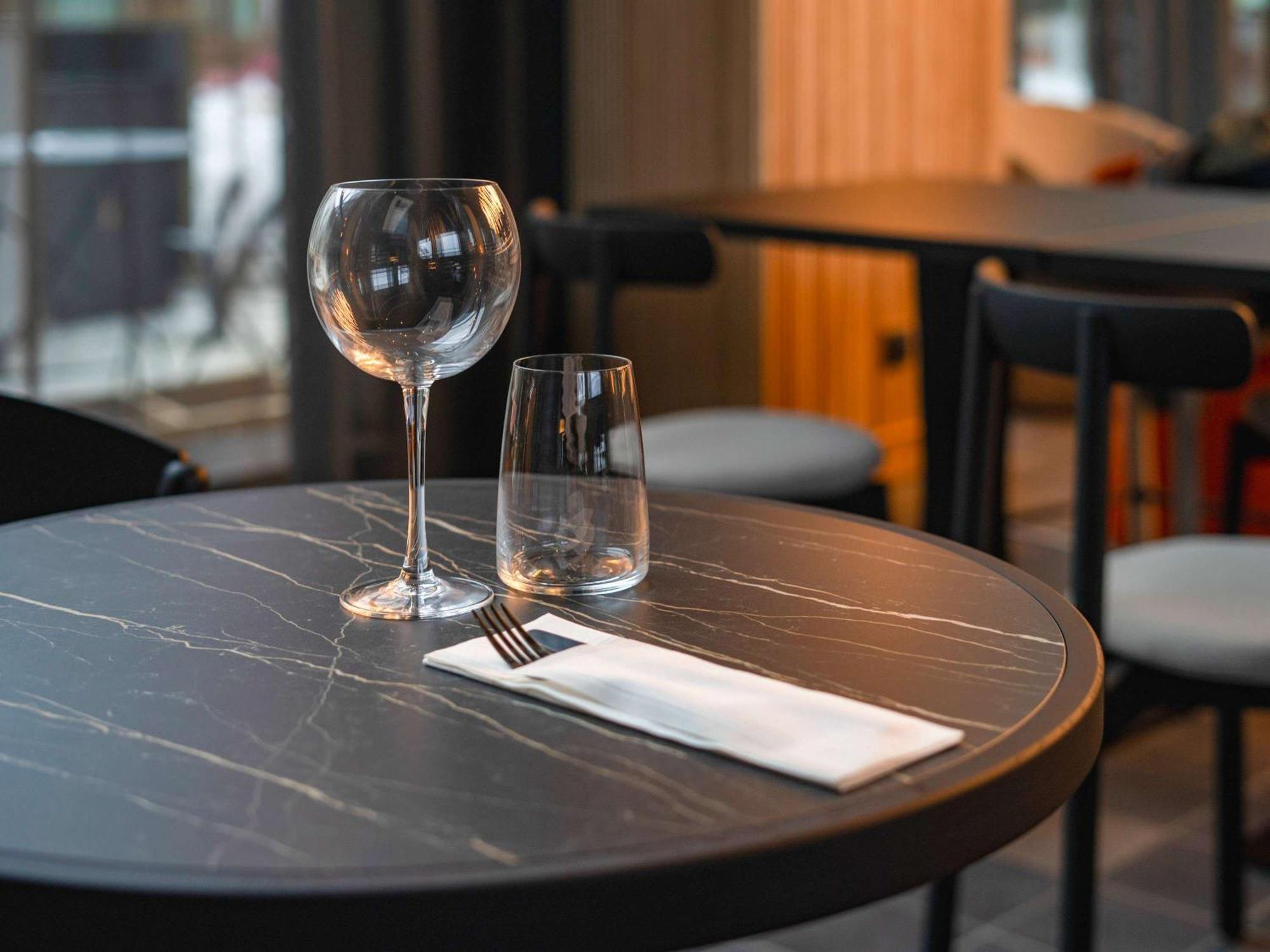 Tribe Milano Malpensa Hotell Vizzola Ticino Eksteriør bilde