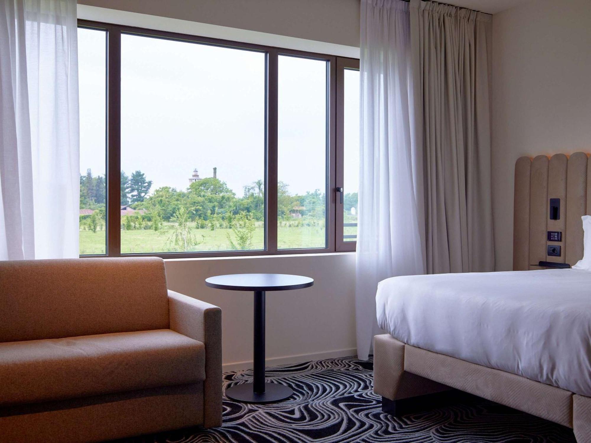 Tribe Milano Malpensa Hotell Vizzola Ticino Eksteriør bilde